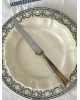 Lot Assiette plate terre de fer Salin modèl Guirlandes L XVl, assiette à dessert ivoire Sarreguemines 1920 - 1950, couteau