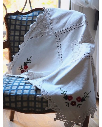HAND KNITTED LACE AND HAND EMBROIDERED TABLECLOTH SQUARE