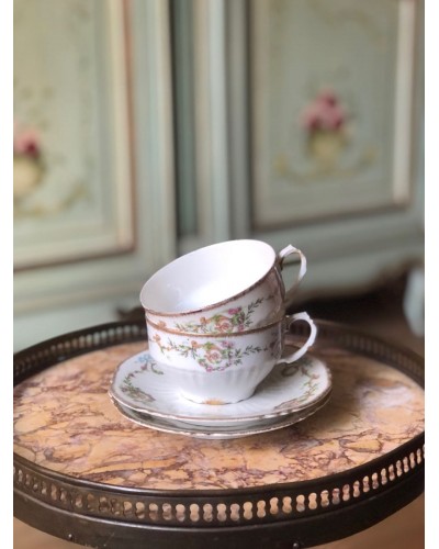 Tasse et sous tasse à café décor roses Limoges