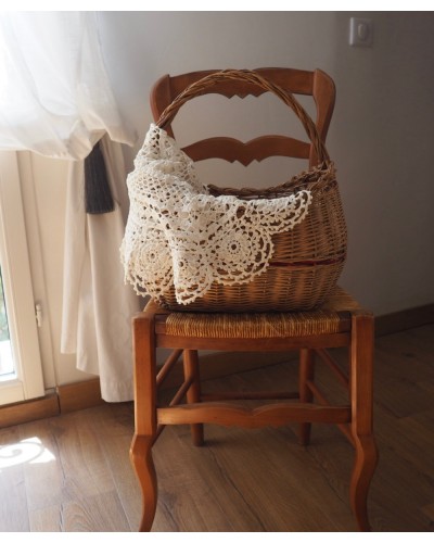 HAND-KNITTED LARGE ANTIQUE DOYLY CROCHET KNITTING