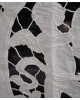 天使モチーフのリネンドイリー　リシュリュー刺繍