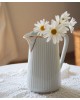 Pichet à fleurs, couleur blanche porcelaine