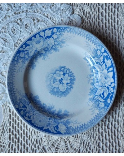 Assiette à dessert Sarreguemines U & C modèle jardinière Décor fleuri bleu, jusqu'a 1895